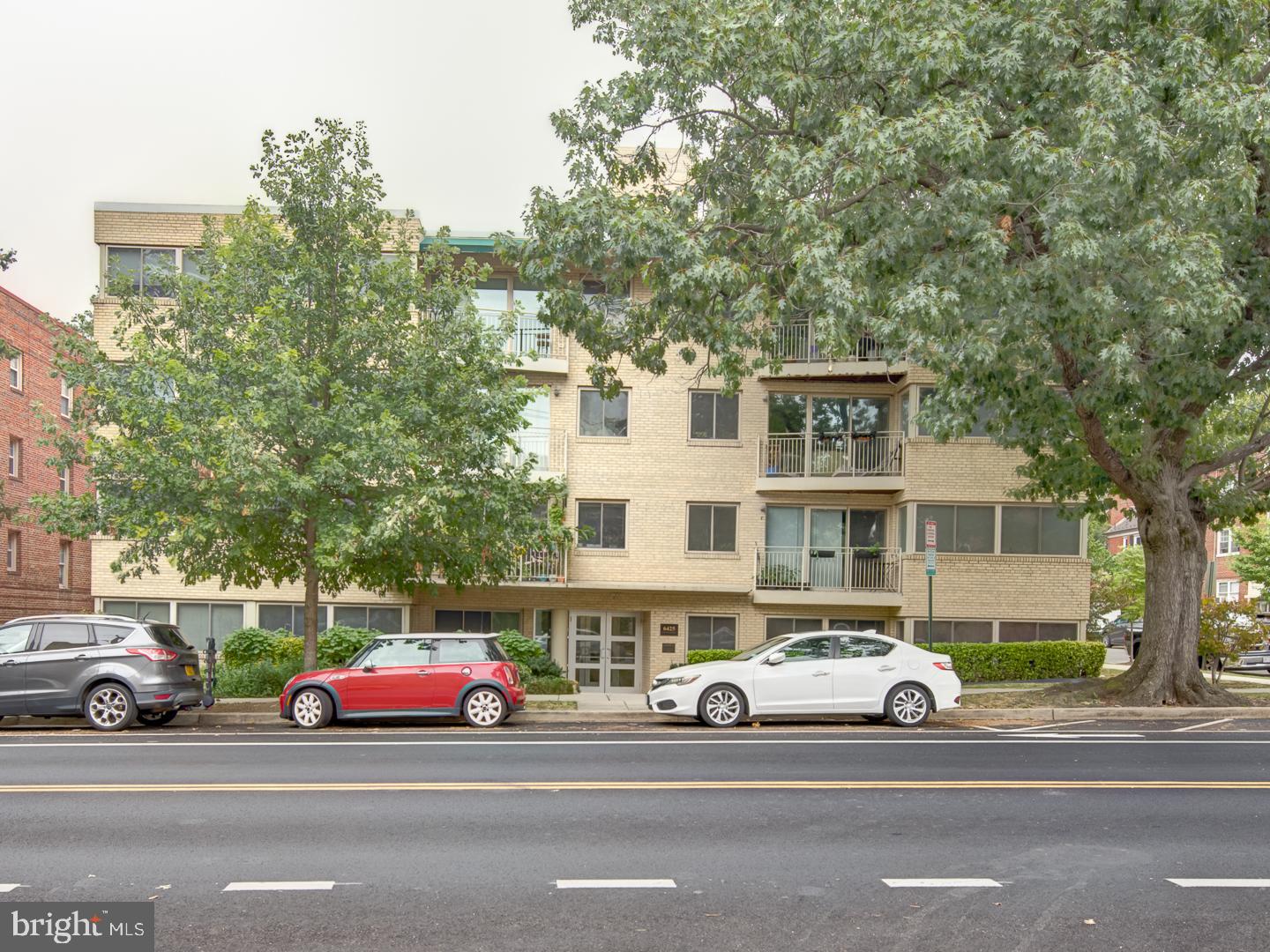 6425 14TH ST NW #B2, WASHINGTON, District Of Columbia 20012, 1 Bedroom Bedrooms, ,1 BathroomBathrooms,Residential,For sale,6425 14TH ST NW #B2,DCDC2153984 MLS # DCDC2153984