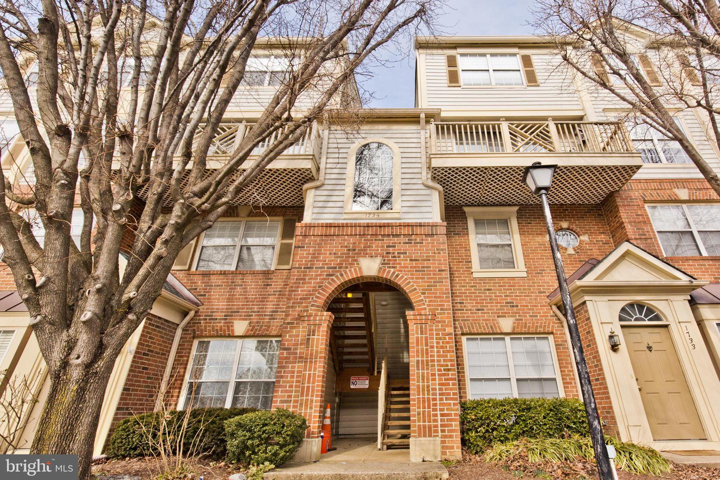 1735 KINGSGATE CT #304, ALEXANDRIA, Virginia 22302, 2 Bedrooms Bedrooms, ,2 BathroomsBathrooms,Residential,For sale,1735 KINGSGATE CT #304,VAAX2037706 MLS # VAAX2037706