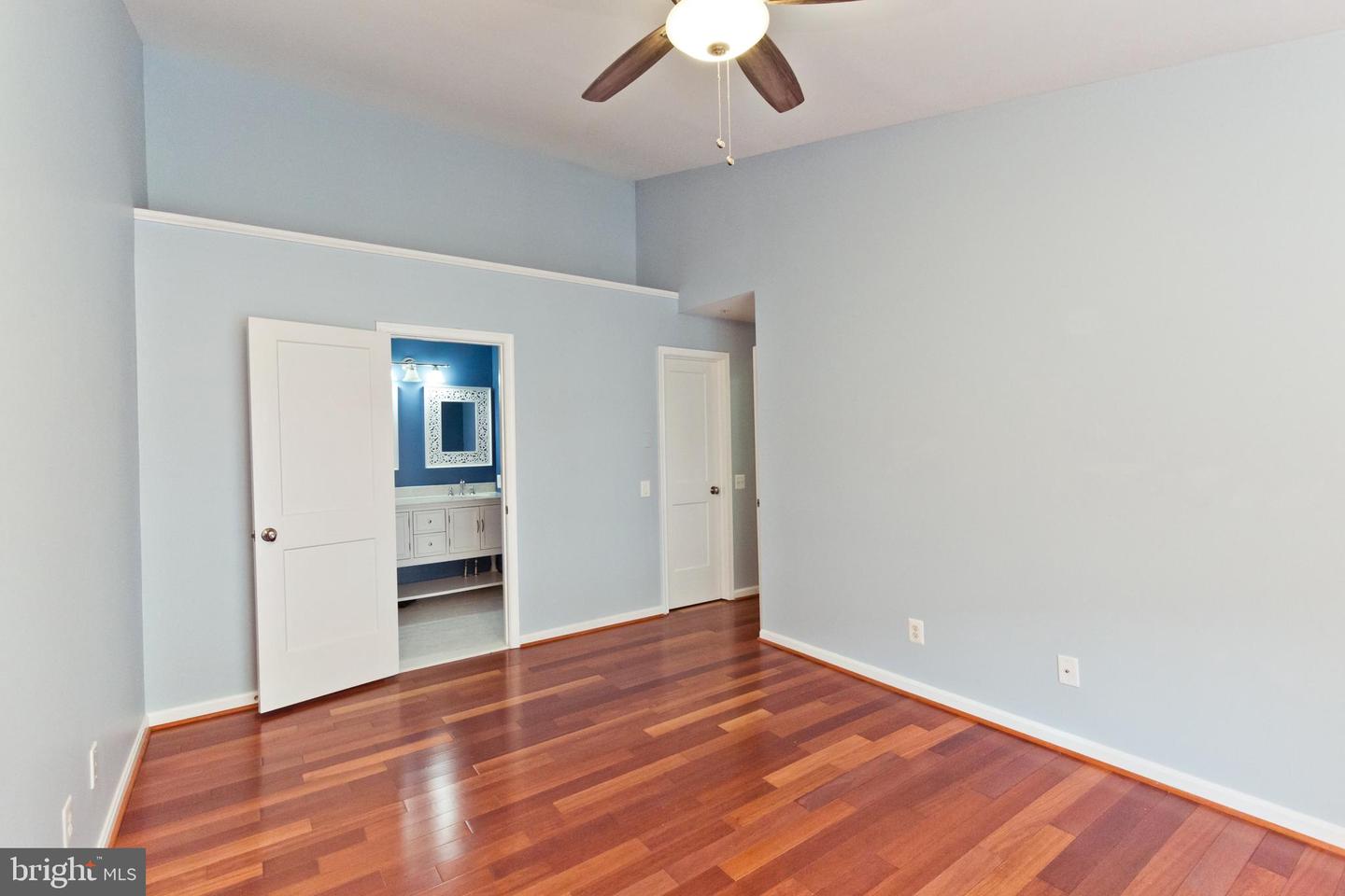 1735 KINGSGATE CT #304, ALEXANDRIA, Virginia 22302, 2 Bedrooms Bedrooms, ,2 BathroomsBathrooms,Residential,For sale,1735 KINGSGATE CT #304,VAAX2037706 MLS # VAAX2037706