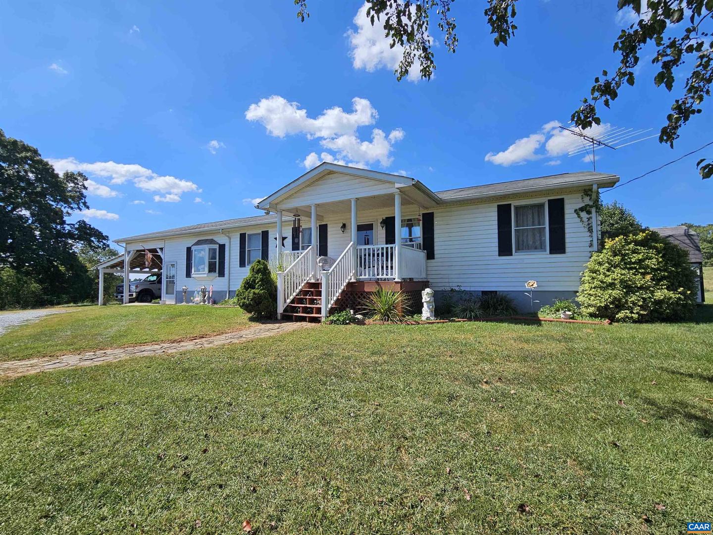 288 COLE COMFORT RD, DILLWYN, Virginia 23936, 3 Bedrooms Bedrooms, ,2 BathroomsBathrooms,Residential,For sale,288 COLE COMFORT RD,656875 MLS # 656875