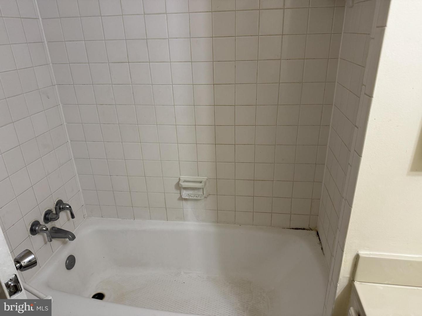 2632 FORT FARNSWORTH RD #142, ALEXANDRIA, Virginia 22303, 2 Bedrooms Bedrooms, ,1 BathroomBathrooms,Residential,For sale,2632 FORT FARNSWORTH RD #142,VAFX2193358 MLS # VAFX2193358