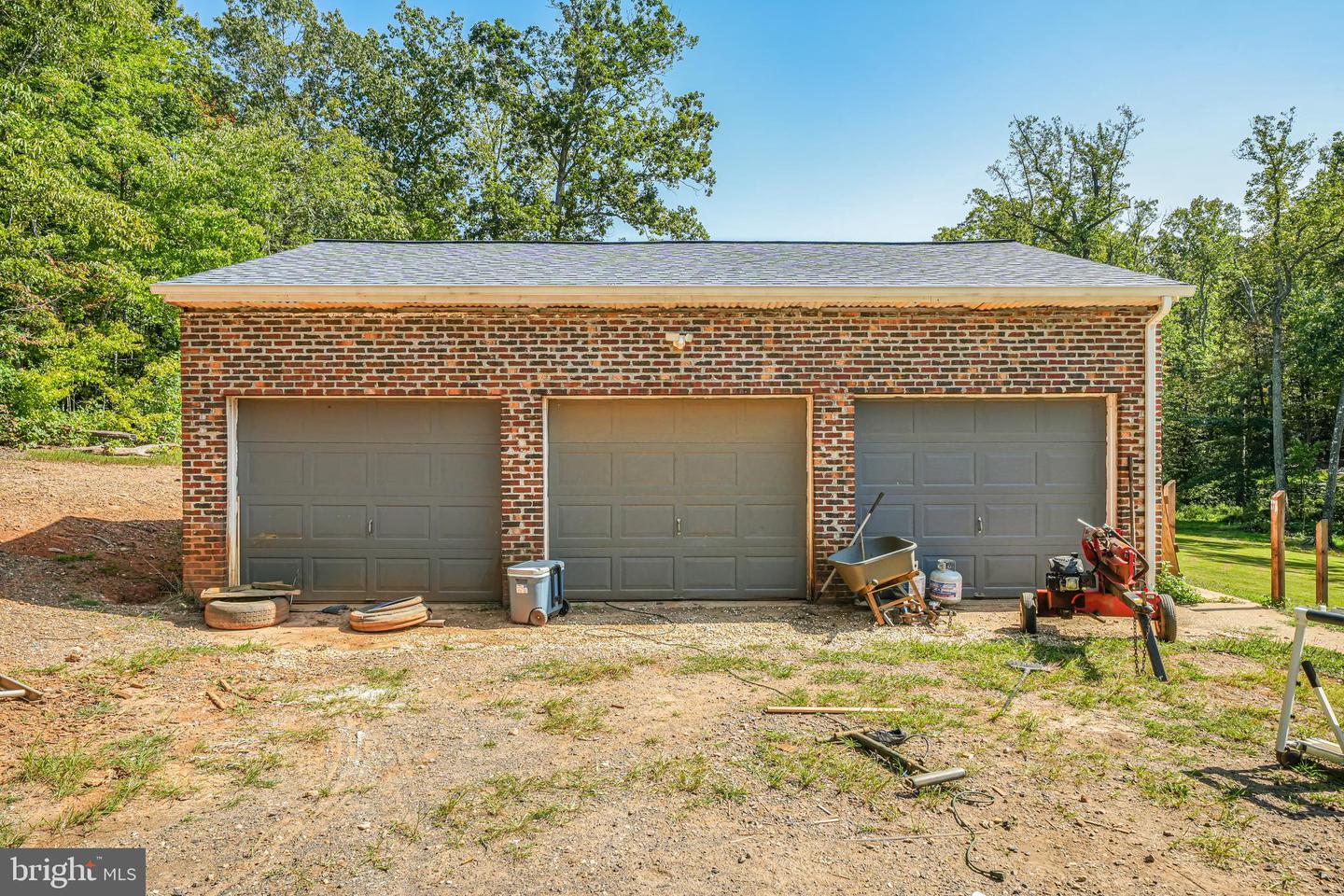 13401 HILLIARD CT, SPOTSYLVANIA, Virginia 22553, 3 Bedrooms Bedrooms, ,3 BathroomsBathrooms,Residential,For sale,13401 HILLIARD CT,VASP2027674 MLS # VASP2027674