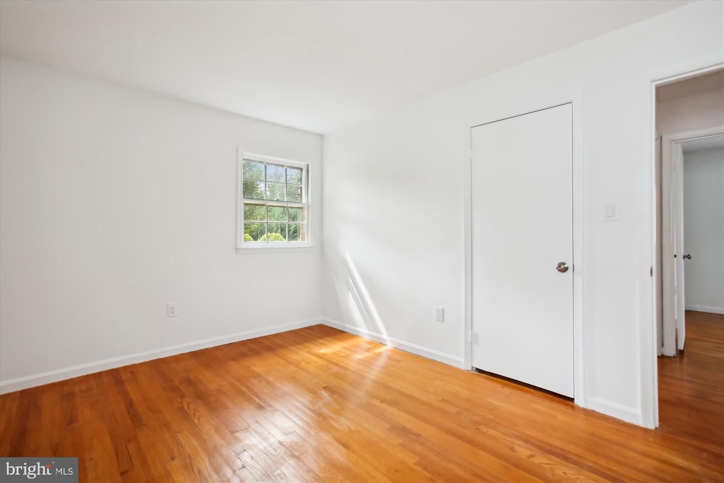 4831 SEMINOLE AVE, ALEXANDRIA, Virginia 22312, 3 Bedrooms Bedrooms, ,2 BathroomsBathrooms,Residential,For sale,4831 SEMINOLE AVE,VAFX2200560 MLS # VAFX2200560