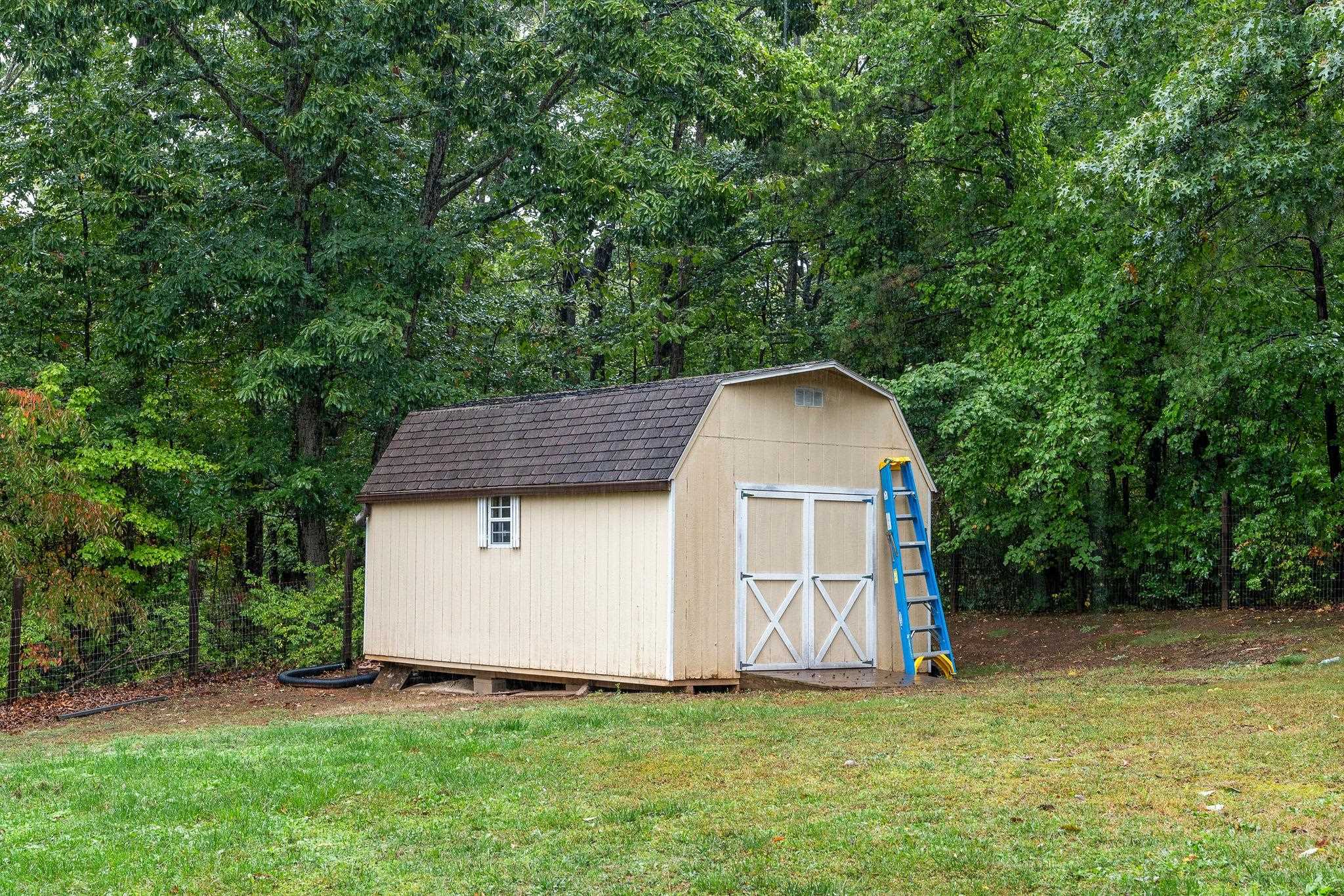 260 BEAGLE GAP RUN, WAYNESBORO, Virginia 22980, 4 Bedrooms Bedrooms, ,3 BathroomsBathrooms,Residential,260 BEAGLE GAP RUN,656944 MLS # 656944