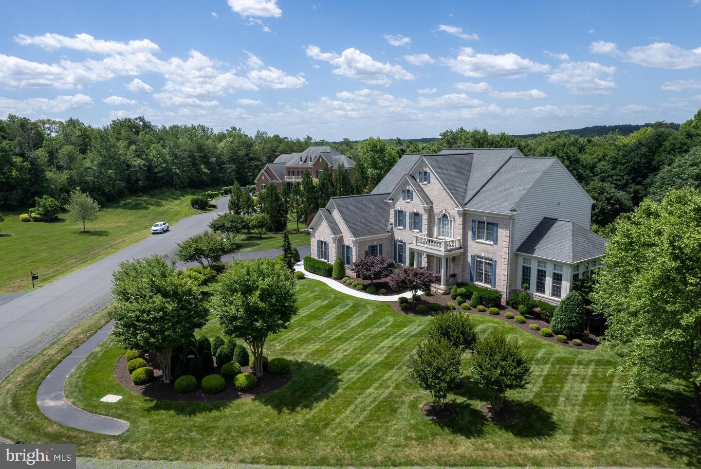 27745 PADDOCK TRAIL PL, CHANTILLY, Virginia 20152, 6 Bedrooms Bedrooms, ,4 BathroomsBathrooms,Residential,For sale,27745 PADDOCK TRAIL PL,VALO2079954 MLS # VALO2079954