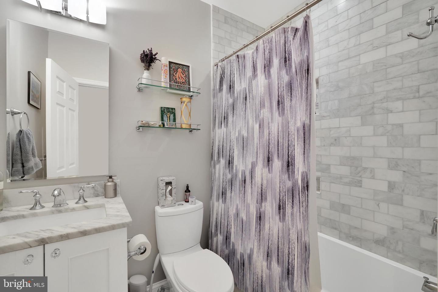 1 LOGAN CIRCLE NW #PH7, WASHINGTON, District Of Columbia 20005, 2 Bedrooms Bedrooms, ,2 BathroomsBathrooms,Residential,For sale,1 LOGAN CIRCLE NW #PH7,DCDC2159382 MLS # DCDC2159382