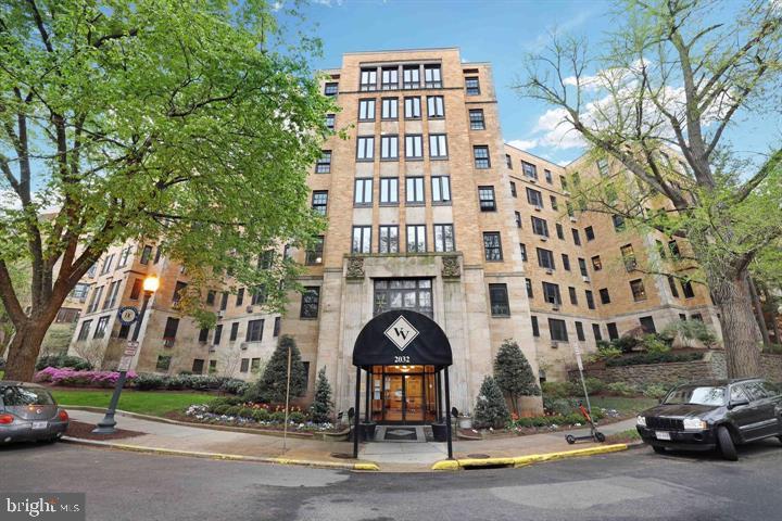 2040-2040 BELMONT RD NW #425, WASHINGTON, District Of Columbia 20009, ,1 BathroomBathrooms,Residential,For sale,2040-2040 BELMONT RD NW #425,DCDC2159998 MLS # DCDC2159998