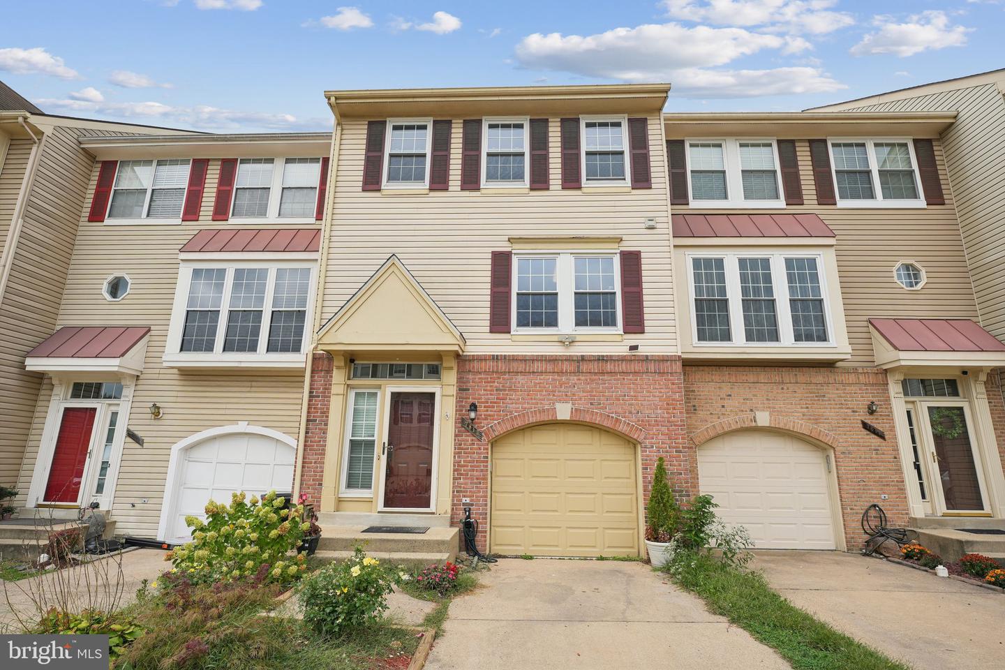 7813 FLAGER CIR, MANASSAS, Virginia 20109, 3 Bedrooms Bedrooms, ,2 BathroomsBathrooms,Residential,For sale,7813 FLAGER CIR,VAPW2078054 MLS # VAPW2078054