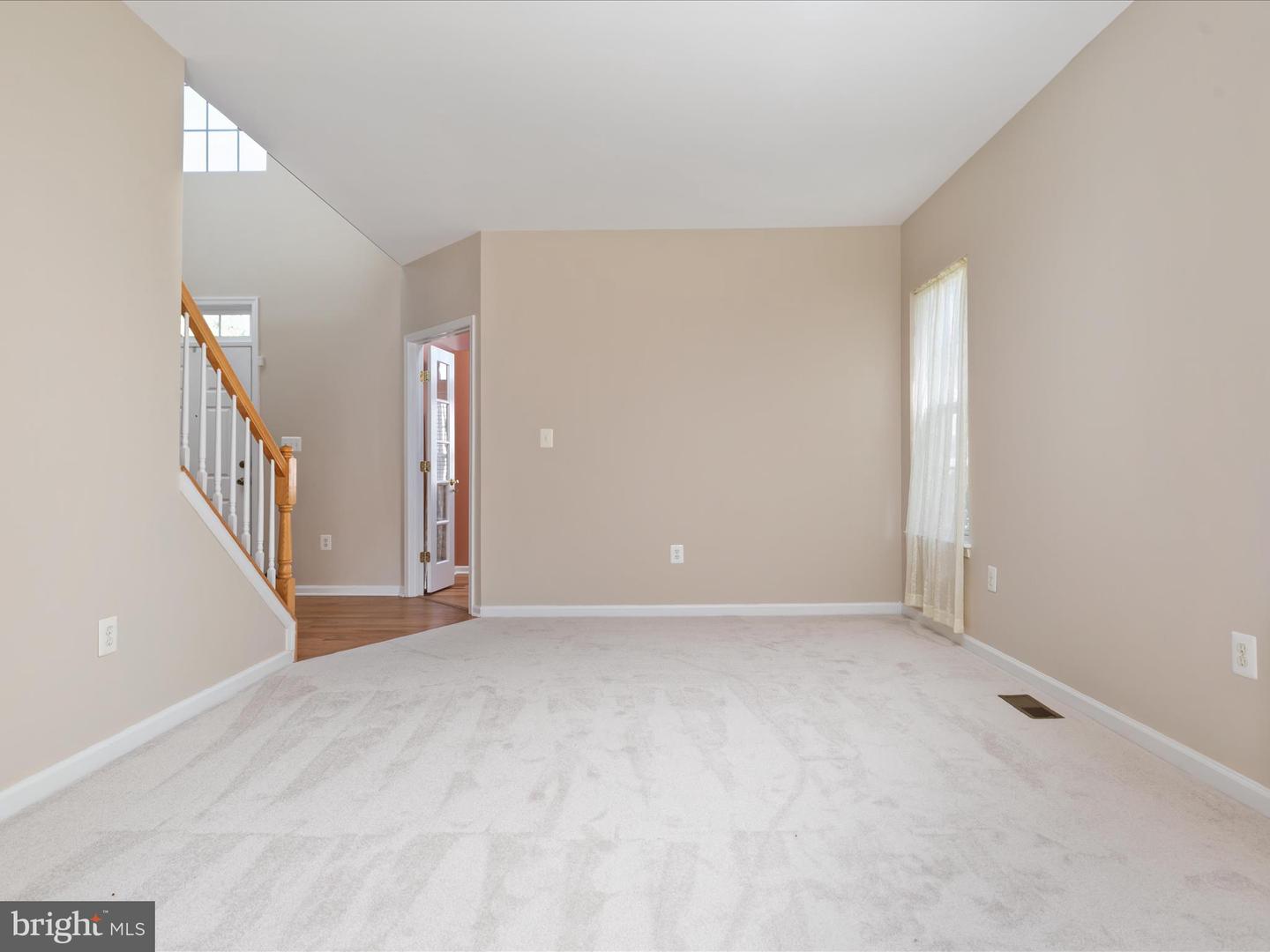 8159 TENBROOK DR, GAINESVILLE, Virginia 20155, 4 Bedrooms Bedrooms, ,3 BathroomsBathrooms,Residential,For sale,8159 TENBROOK DR,VAPW2078912 MLS # VAPW2078912