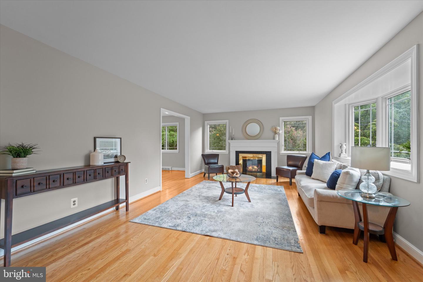 452 W TAYLOR RUN PKWY, ALEXANDRIA, Virginia 22314, 5 Bedrooms Bedrooms, ,3 BathroomsBathrooms,Residential,For sale,452 W TAYLOR RUN PKWY,VAAX2037856 MLS # VAAX2037856