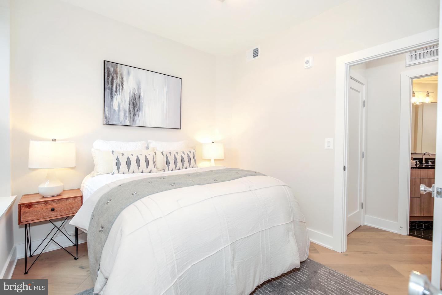 1421 SPRING RD NW #C03, WASHINGTON, District Of Columbia 20010, 1 Bedroom Bedrooms, ,1 BathroomBathrooms,Residential,For sale,1421 SPRING RD NW #C03,DCDC2158998 MLS # DCDC2158998