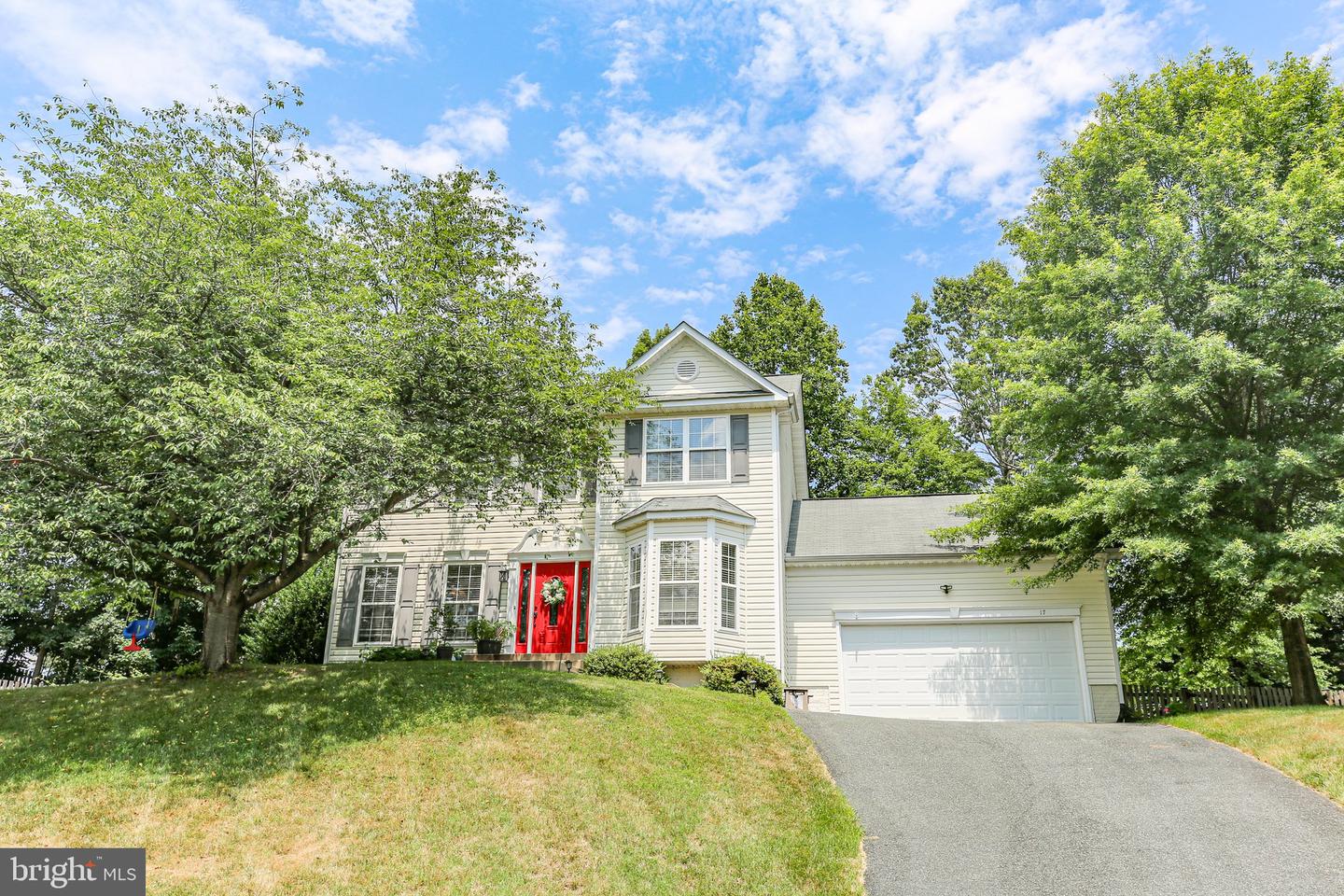 17 CAPTAIN JOHNS CV, STAFFORD, Virginia 22554, 4 Bedrooms Bedrooms, ,2 BathroomsBathrooms,Residential,For sale,17 CAPTAIN JOHNS CV,VAST2032988 MLS # VAST2032988