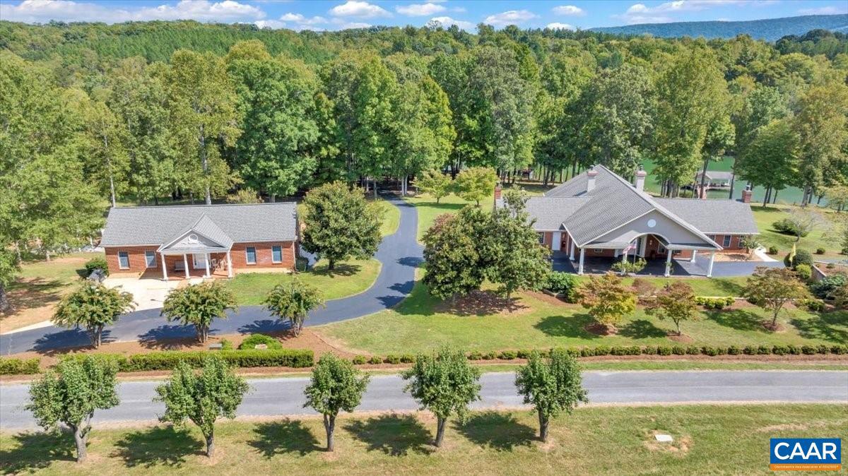 2246 PINE RIDGE RD, HUDDLESTON, Virginia 24104, 7 Bedrooms Bedrooms, ,4 BathroomsBathrooms,Residential,For sale,2246 PINE RIDGE RD,656972 MLS # 656972