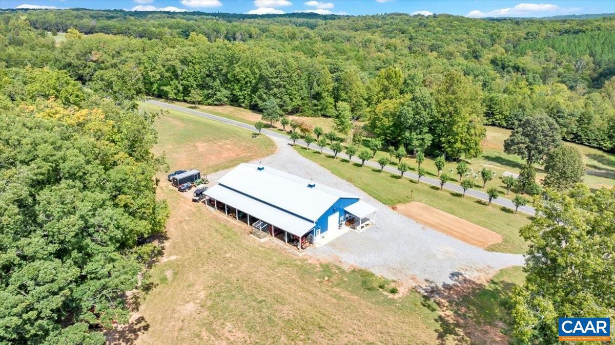 2246 PINE RIDGE RD, HUDDLESTON, Virginia 24104, 7 Bedrooms Bedrooms, ,4 BathroomsBathrooms,Residential,For sale,2246 PINE RIDGE RD,656972 MLS # 656972