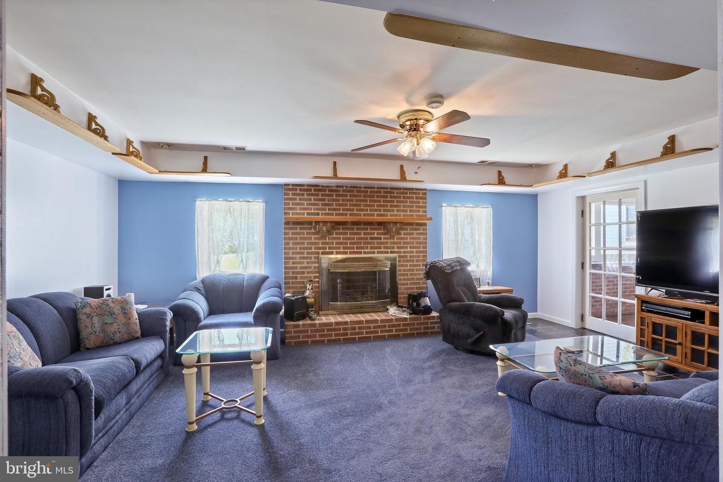 14736 ROSE HOLLOW LN, WATERFORD, Virginia 20197, 3 Bedrooms Bedrooms, ,1 BathroomBathrooms,Residential,For sale,14736 ROSE HOLLOW LN,VALO2071164 MLS # VALO2071164