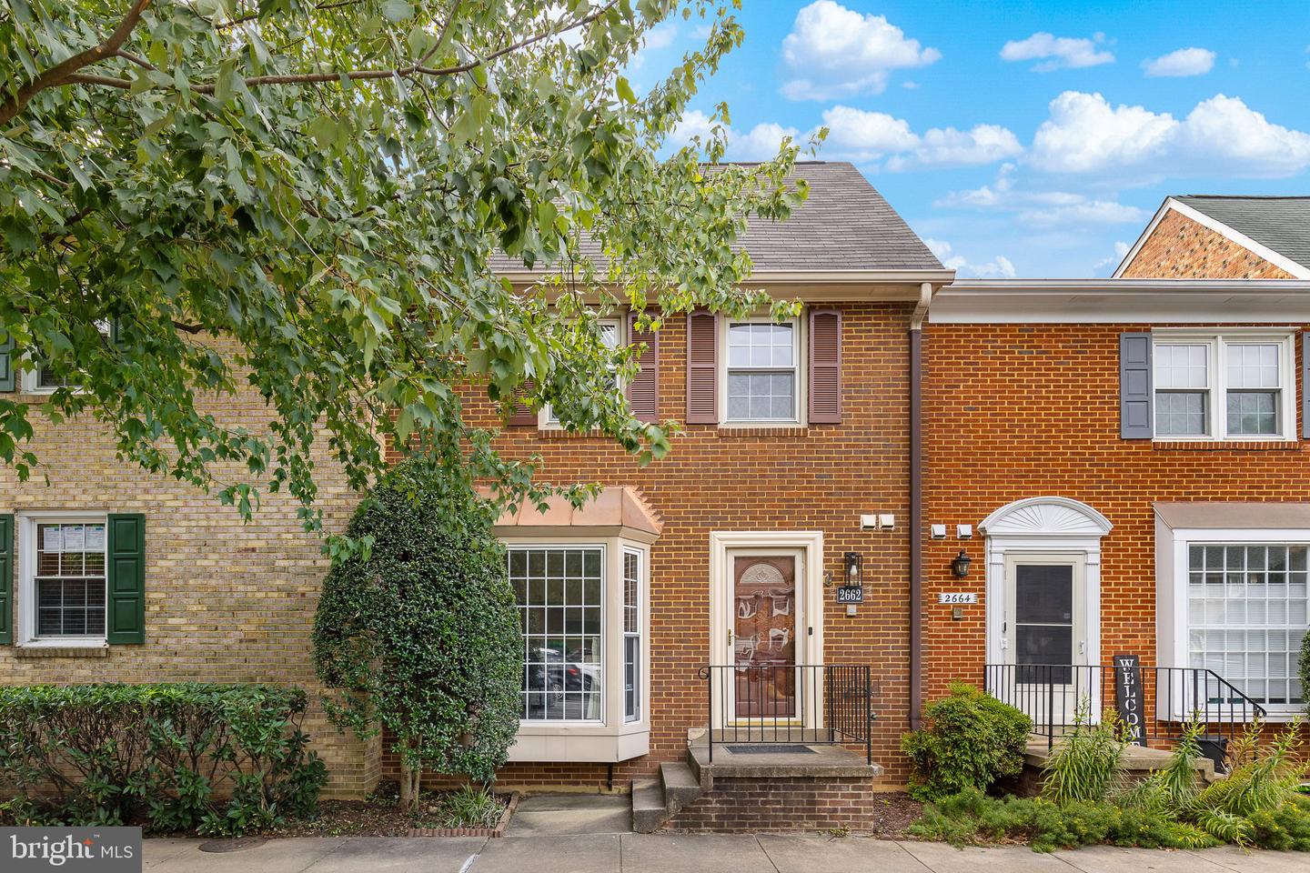 2662 CENTENNIAL CT, ALEXANDRIA, Virginia 22311, 2 Bedrooms Bedrooms, ,3 BathroomsBathrooms,Residential,For sale,2662 CENTENNIAL CT,VAAX2036358 MLS # VAAX2036358