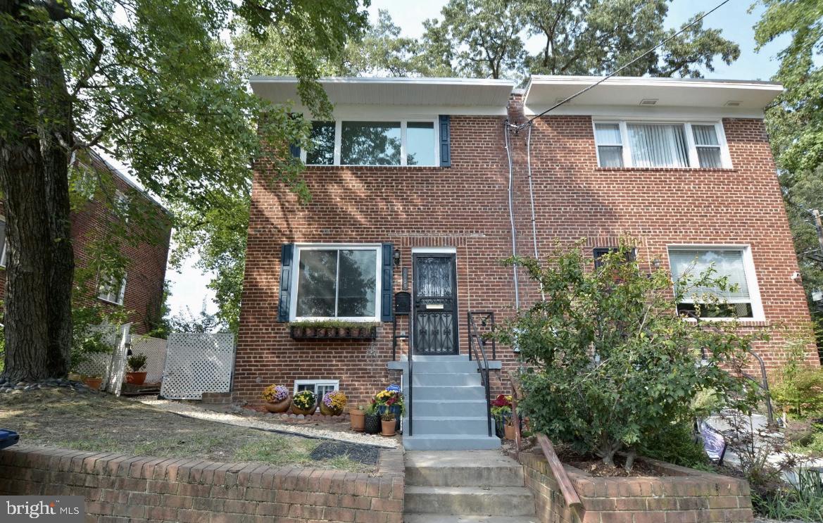 4038 D ST SE, WASHINGTON, District Of Columbia 20019, 3 Bedrooms Bedrooms, ,1 BathroomBathrooms,Residential,For sale,4038 D ST SE,DCDC2153466 MLS # DCDC2153466