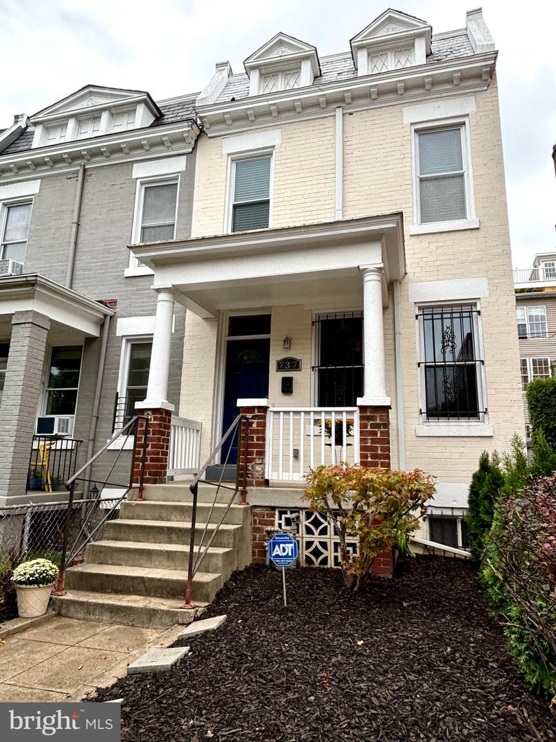 737 HOBART PL NW, WASHINGTON, District Of Columbia 20001, 3 Bedrooms Bedrooms, ,2 BathroomsBathrooms,Residential,For sale,737 HOBART PL NW,DCDC2158266 MLS # DCDC2158266