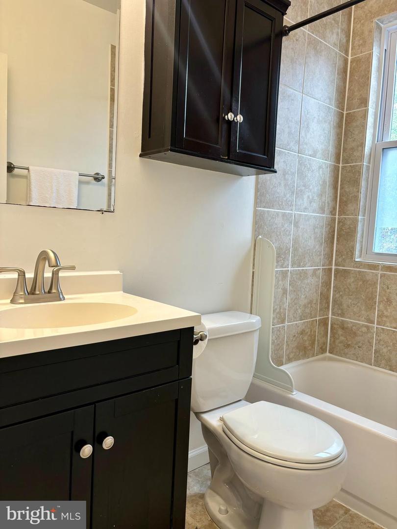 737 HOBART PL NW, WASHINGTON, District Of Columbia 20001, 3 Bedrooms Bedrooms, ,2 BathroomsBathrooms,Residential,For sale,737 HOBART PL NW,DCDC2158266 MLS # DCDC2158266