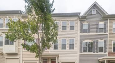 107 MAGNES PL #704, STAFFORD, Virginia 22556, 2 Bedrooms Bedrooms, ,2 BathroomsBathrooms,Residential,For sale,107 MAGNES PL #704,VAST2032836 MLS # VAST2032836