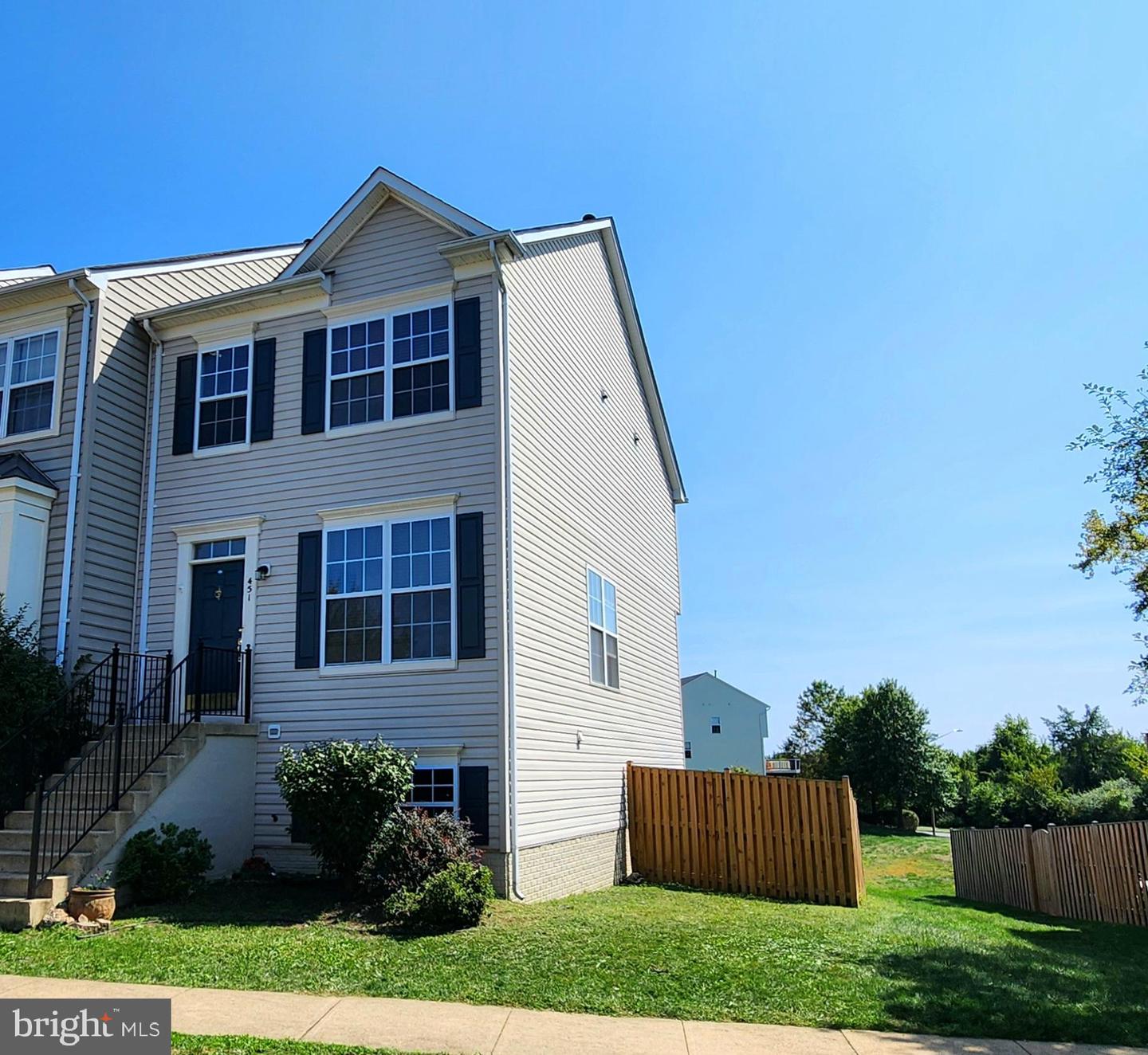 451 GINKGO TER NE, LEESBURG, Virginia 20176, 4 Bedrooms Bedrooms, ,3 BathroomsBathrooms,Residential,For sale,451 GINKGO TER NE,VALO2079976 MLS # VALO2079976