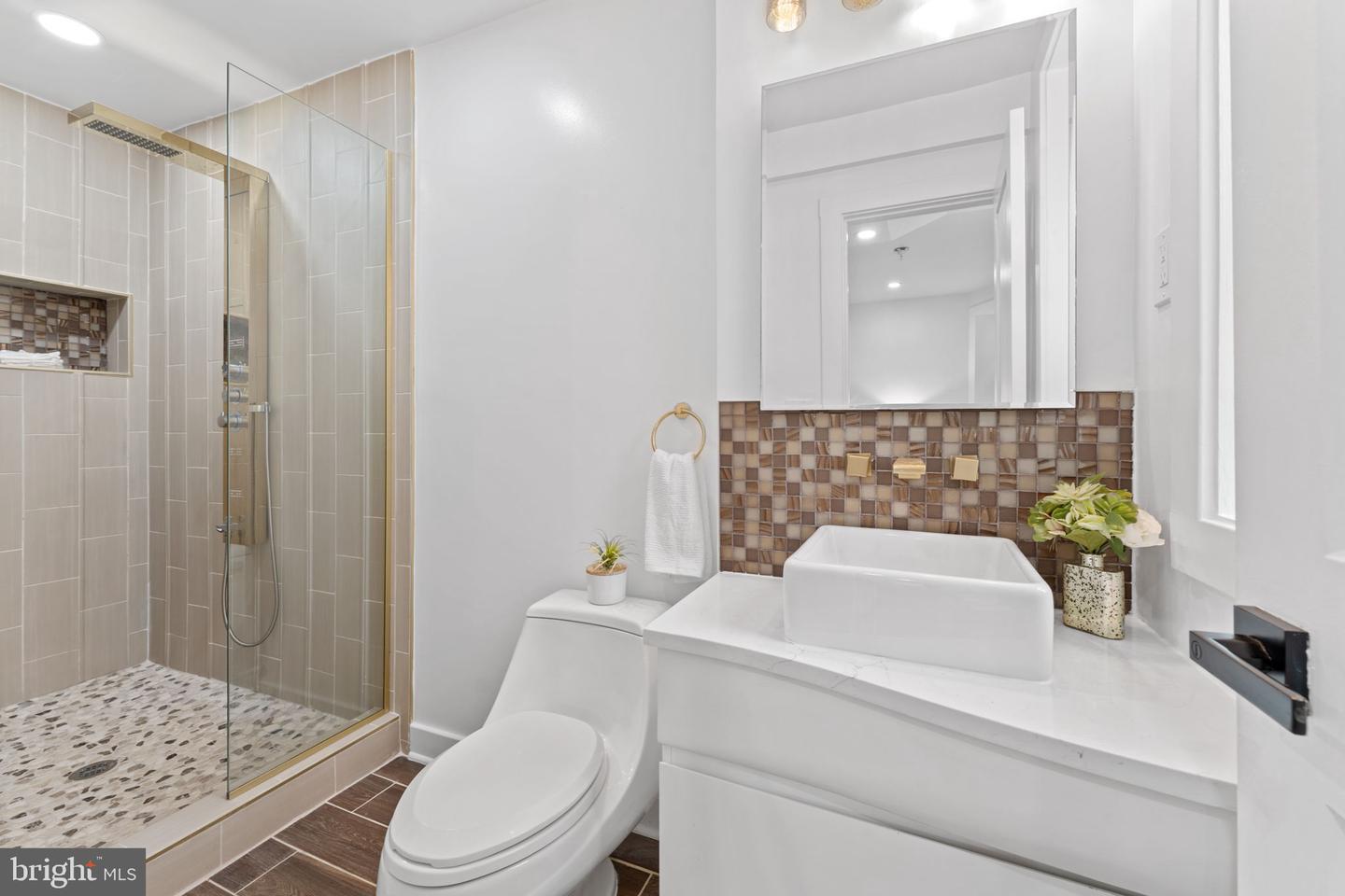 1312 FAIRMONT ST NW #1, WASHINGTON, District Of Columbia 20009, 4 Bedrooms Bedrooms, ,3 BathroomsBathrooms,Residential,For sale,1312 FAIRMONT ST NW #1,DCDC2159270 MLS # DCDC2159270
