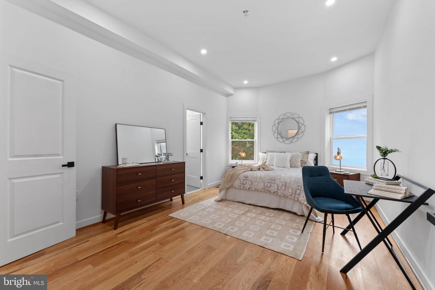 1312 FAIRMONT ST NW #1, WASHINGTON, District Of Columbia 20009, 4 Bedrooms Bedrooms, ,3 BathroomsBathrooms,Residential,For sale,1312 FAIRMONT ST NW #1,DCDC2159270 MLS # DCDC2159270