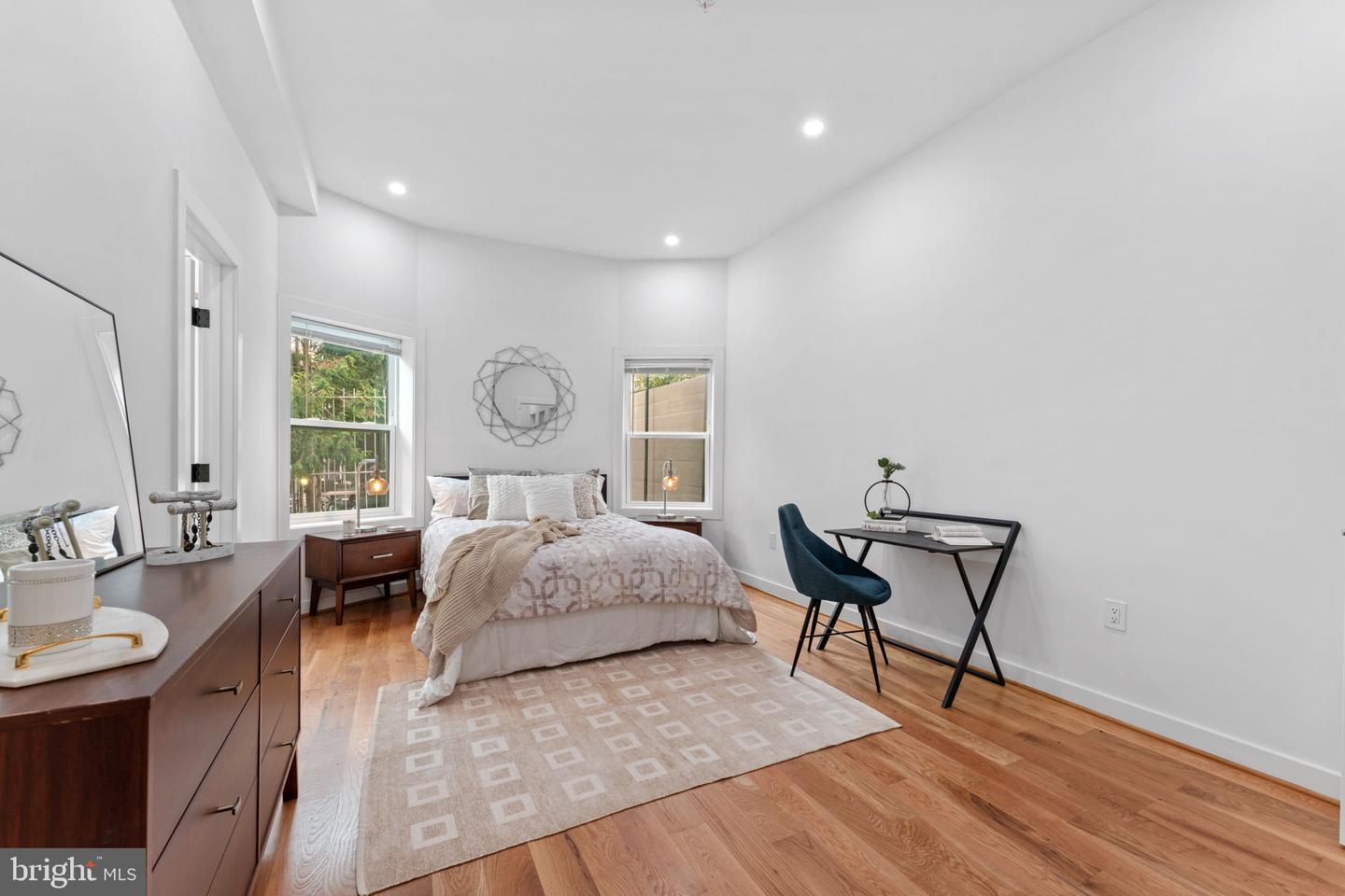 1312 FAIRMONT ST NW #1, WASHINGTON, District Of Columbia 20009, 4 Bedrooms Bedrooms, ,3 BathroomsBathrooms,Residential,For sale,1312 FAIRMONT ST NW #1,DCDC2159270 MLS # DCDC2159270