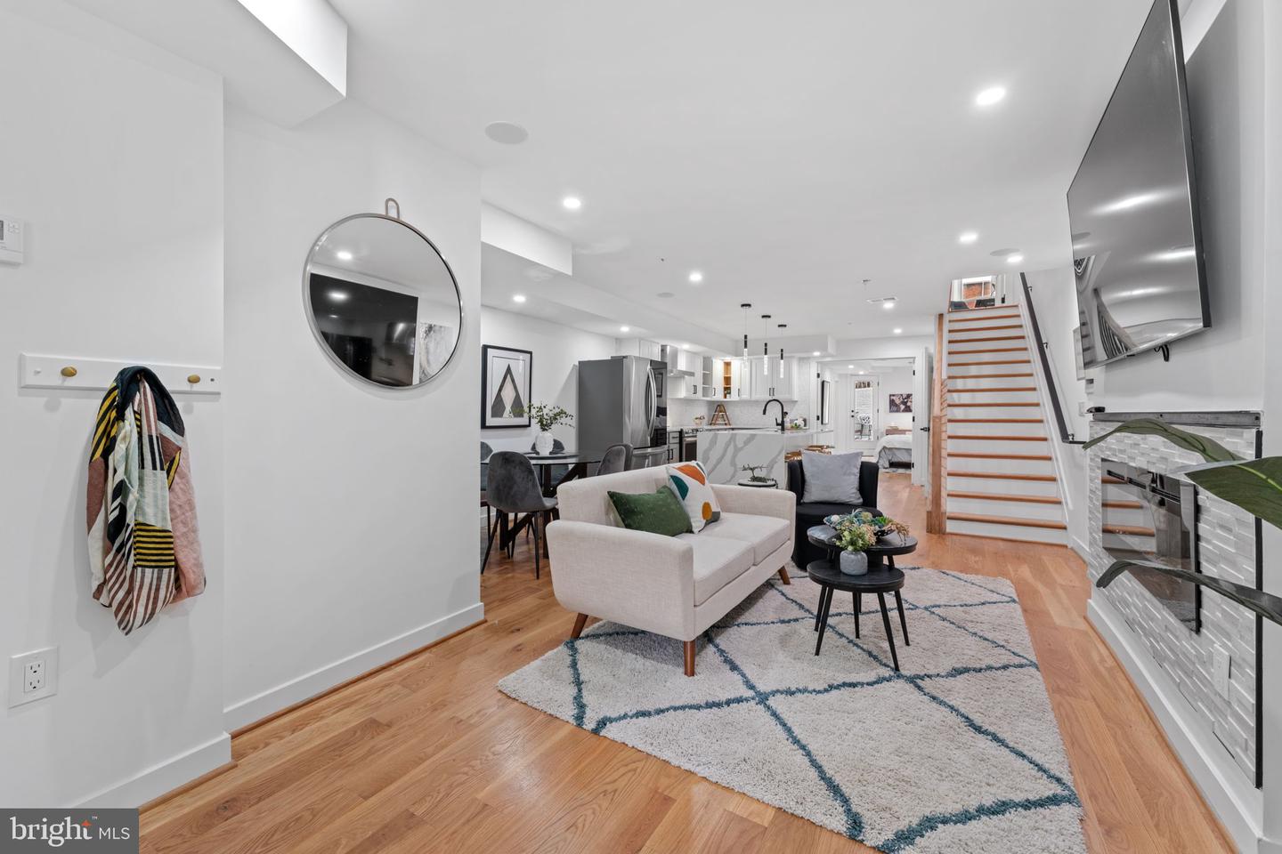 1312 FAIRMONT ST NW #1, WASHINGTON, District Of Columbia 20009, 4 Bedrooms Bedrooms, ,3 BathroomsBathrooms,Residential,For sale,1312 FAIRMONT ST NW #1,DCDC2159270 MLS # DCDC2159270