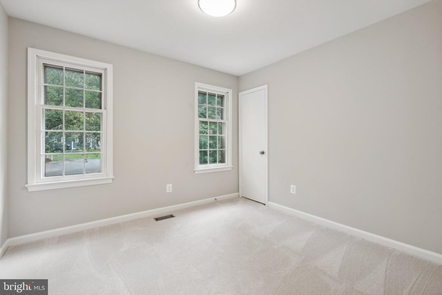 2053 COBBLESTONE LN, RESTON, Virginia 20191, 3 Bedrooms Bedrooms, ,2 BathroomsBathrooms,Residential,For sale,2053 COBBLESTONE LN,VAFX2201802 MLS # VAFX2201802