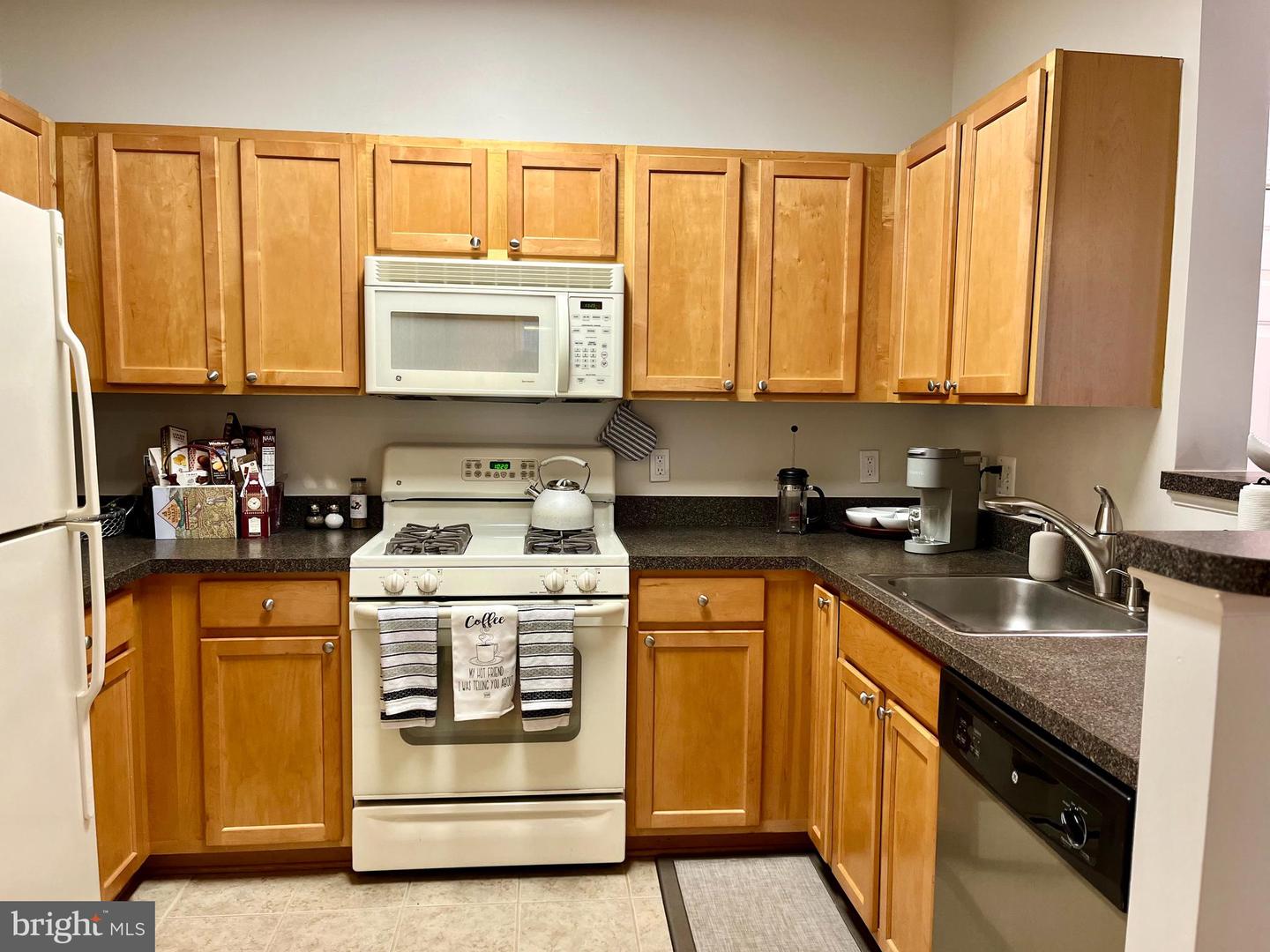 12000 MARKET ST #262, RESTON, Virginia 20190, 1 Bedroom Bedrooms, ,1 BathroomBathrooms,Residential,For sale,12000 MARKET ST #262,VAFX2201848 MLS # VAFX2201848