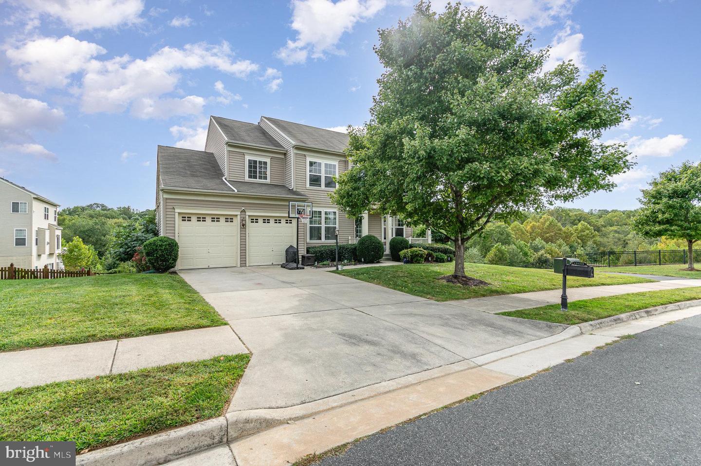 15453 PAPILLON PL, WOODBRIDGE, Virginia 22193, 5 Bedrooms Bedrooms, 8 Rooms Rooms,4 BathroomsBathrooms,Residential,For sale,15453 PAPILLON PL,VAPW2079584 MLS # VAPW2079584