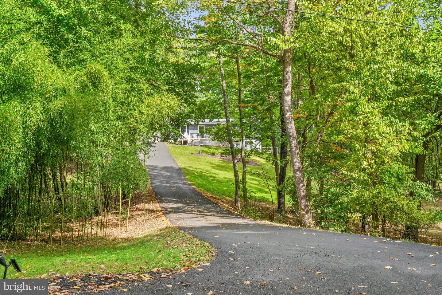 5184 HONEYSUCKLE LN, WARRENTON, Virginia 20187, 3 Bedrooms Bedrooms, ,2 BathroomsBathrooms,Residential,For sale,5184 HONEYSUCKLE LN,VAFQ2013968 MLS # VAFQ2013968