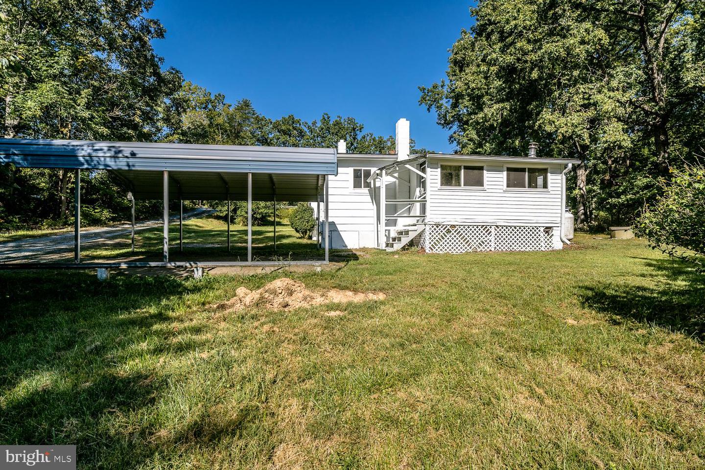 1055 HACKTOWN RD, KESWICK, Virginia 22947, 3 Bedrooms Bedrooms, ,2 BathroomsBathrooms,Residential,For sale,1055 HACKTOWN RD,VAAB2000746 MLS # VAAB2000746