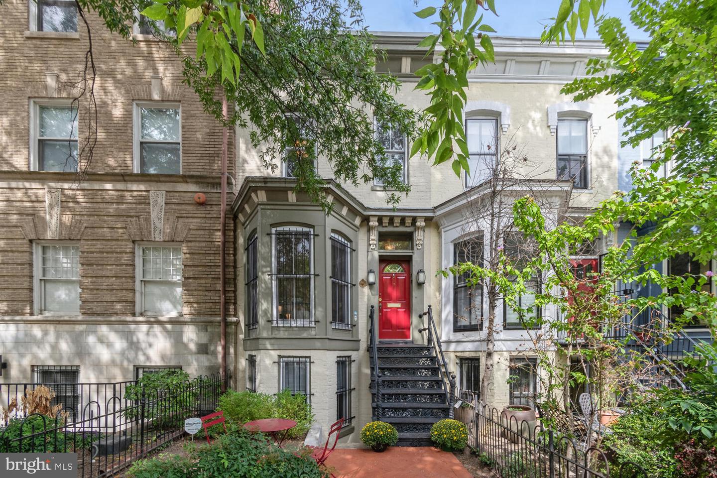 1936 NEW HAMPSHIRE AVE NW, WASHINGTON, District Of Columbia 20009, 2 Bedrooms Bedrooms, ,1 BathroomBathrooms,Residential,For sale,1936 NEW HAMPSHIRE AVE NW,DCDC2160156 MLS # DCDC2160156