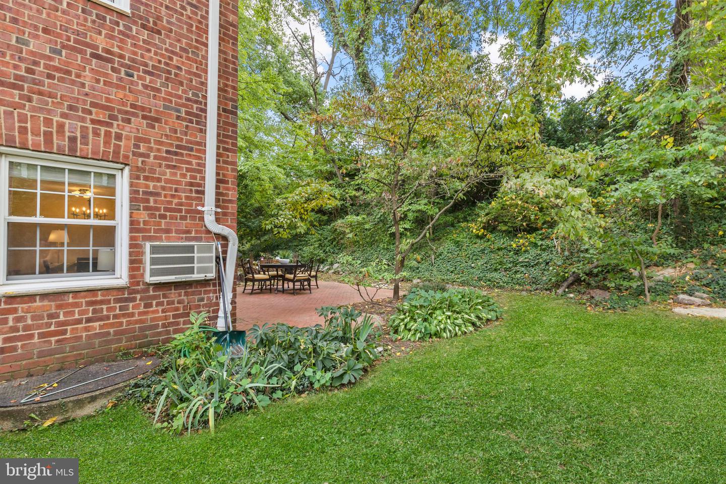 1032 VALLEY DR, ALEXANDRIA, Virginia 22302, 1 Bedroom Bedrooms, ,1 BathroomBathrooms,Residential,For sale,1032 VALLEY DR,VAAX2038152 MLS # VAAX2038152