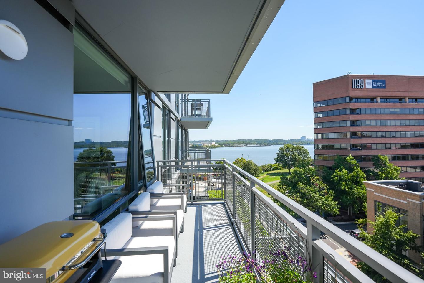 1201 N ROYAL ST #601, ALEXANDRIA, Virginia 22314, 2 Bedrooms Bedrooms, ,2 BathroomsBathrooms,Residential,For sale,1201 N ROYAL ST #601,VAAX2038170 MLS # VAAX2038170