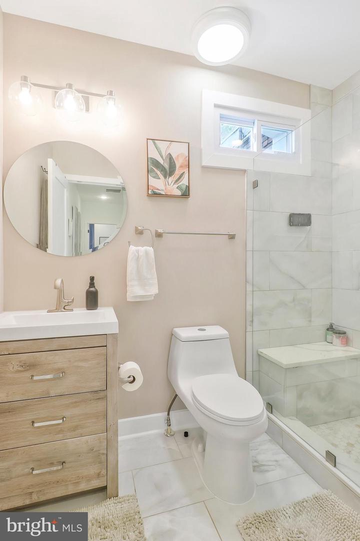 1431 NEW JERSEY AVE NW, WASHINGTON, District Of Columbia 20001, 3 Bedrooms Bedrooms, ,2 BathroomsBathrooms,Residential,For sale,1431 NEW JERSEY AVE NW,DCDC2160176 MLS # DCDC2160176