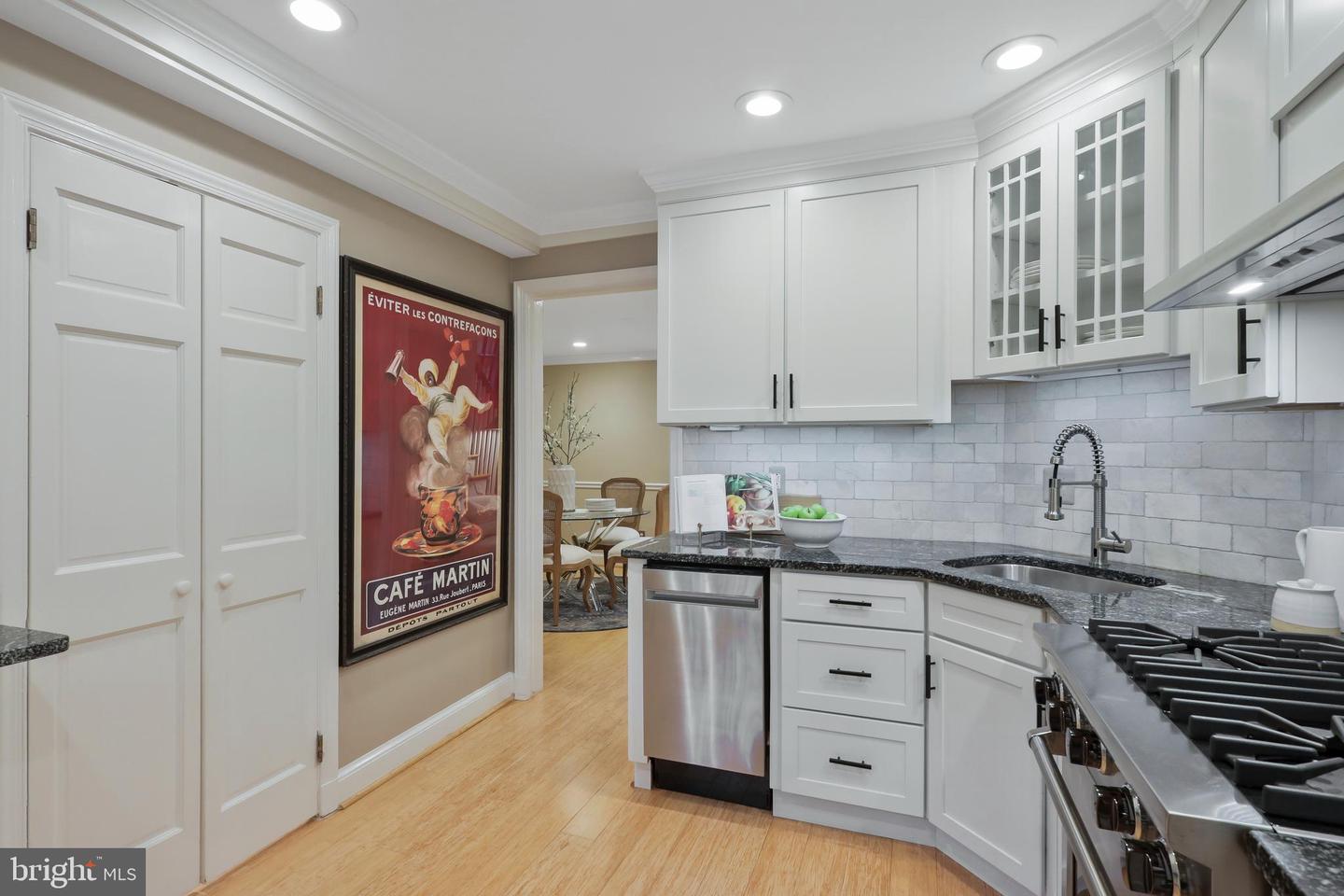 815 S ROYAL ST, ALEXANDRIA, Virginia 22314, 2 Bedrooms Bedrooms, ,1 BathroomBathrooms,Residential,For sale,815 S ROYAL ST,VAAX2038128 MLS # VAAX2038128