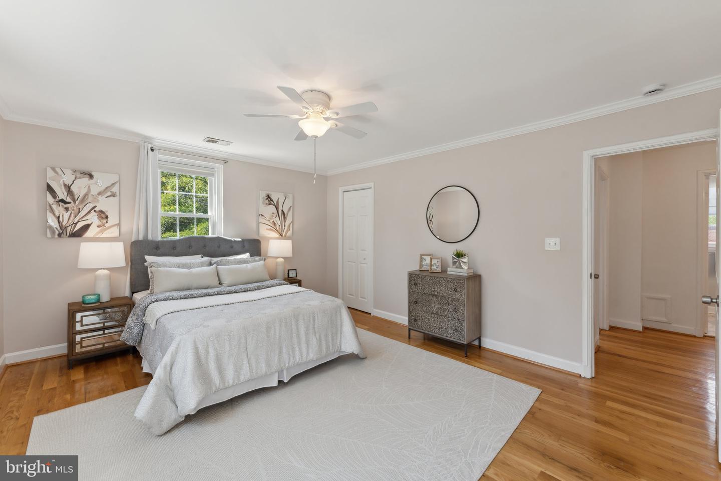 2913 S COLUMBUS ST, ARLINGTON, Virginia 22206, 2 Bedrooms Bedrooms, ,2 BathroomsBathrooms,Residential,For sale,2913 S COLUMBUS ST,VAAR2048800 MLS # VAAR2048800