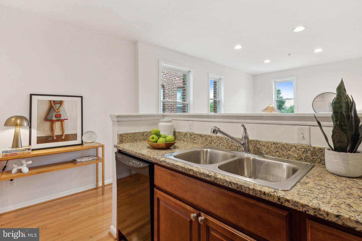 610 IRVING ST NW #303, WASHINGTON, District Of Columbia 20010, 1 Bedroom Bedrooms, ,1 BathroomBathrooms,Residential,For sale,610 IRVING ST NW #303,DCDC2159976 MLS # DCDC2159976