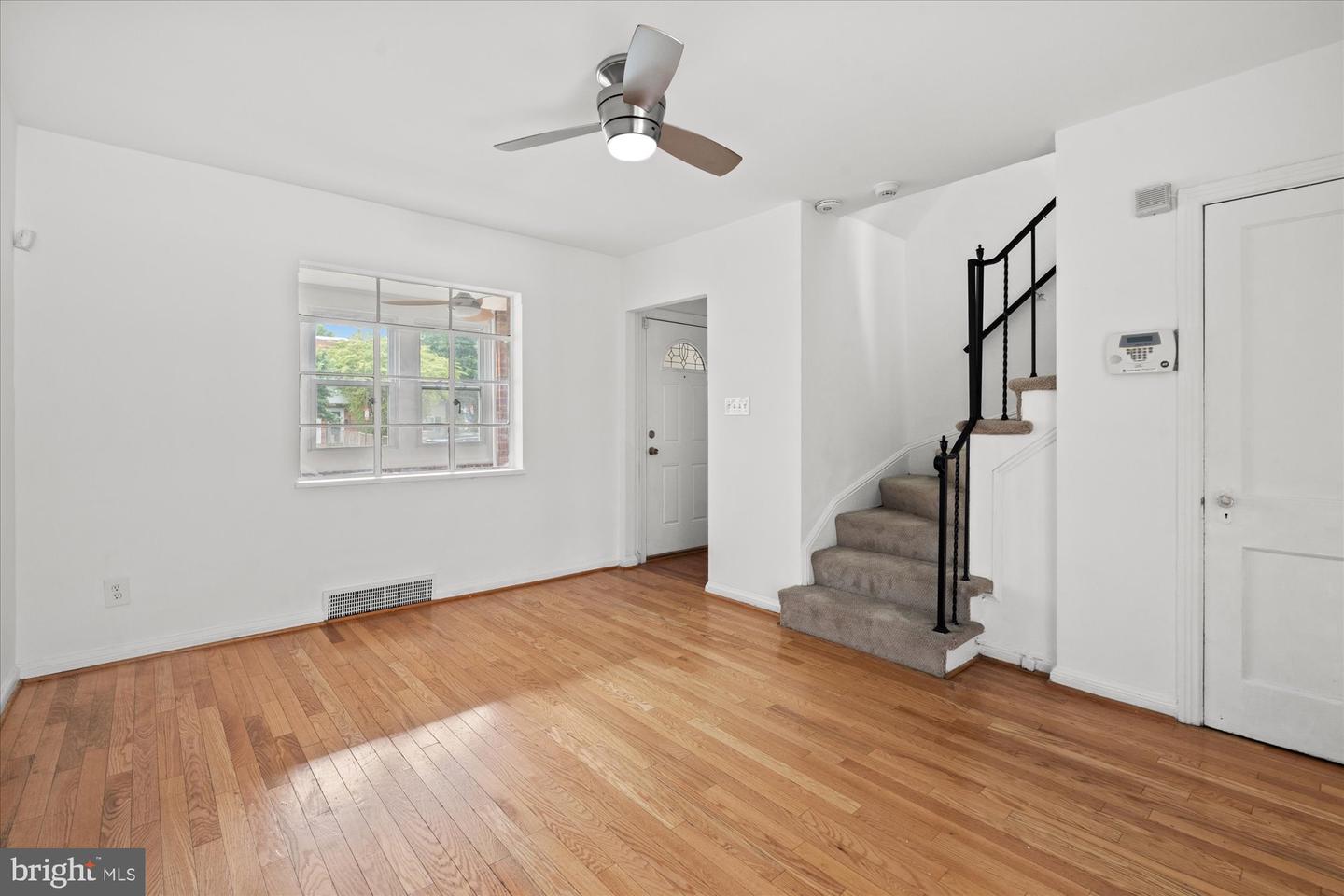 413 36TH ST NE, WASHINGTON, District Of Columbia 20019, 2 Bedrooms Bedrooms, ,1 BathroomBathrooms,Residential,For sale,413 36TH ST NE,DCDC2160256 MLS # DCDC2160256