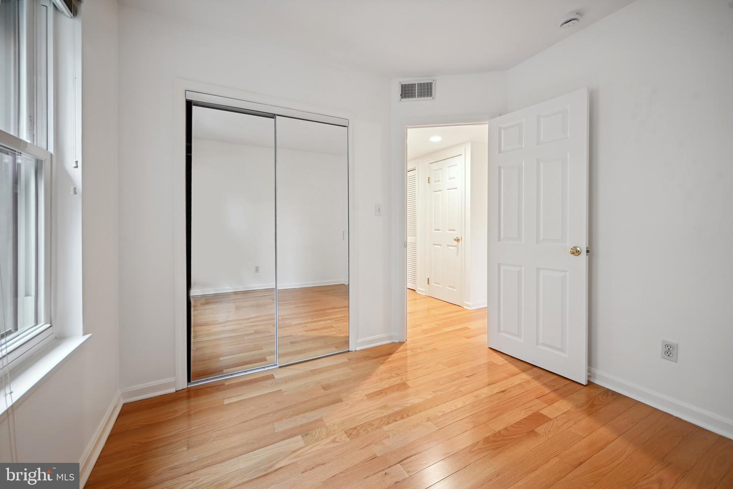 1750 HARVARD ST NW #4D, WASHINGTON, District Of Columbia 20009, 1 Bedroom Bedrooms, ,1 BathroomBathrooms,Residential,For sale,1750 HARVARD ST NW #4D,DCDC2160196 MLS # DCDC2160196