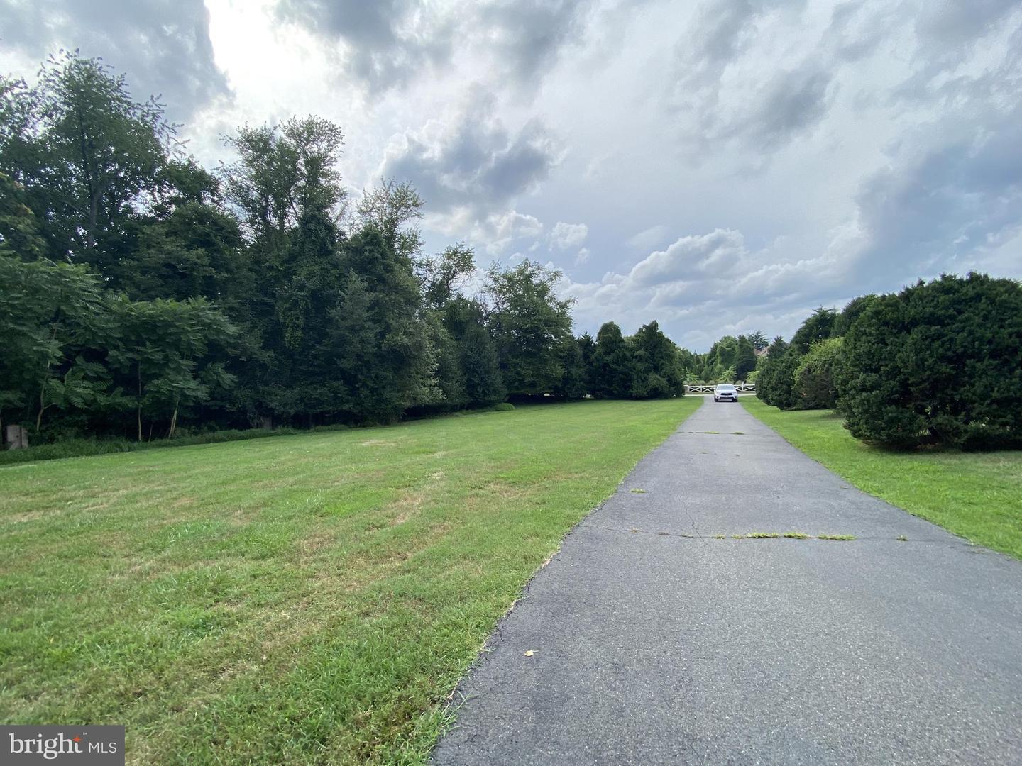 8801 JARRETT VALLEY DR, VIENNA, Virginia 22182, ,Land,For sale,8801 JARRETT VALLEY DR,VAFX2197600 MLS # VAFX2197600