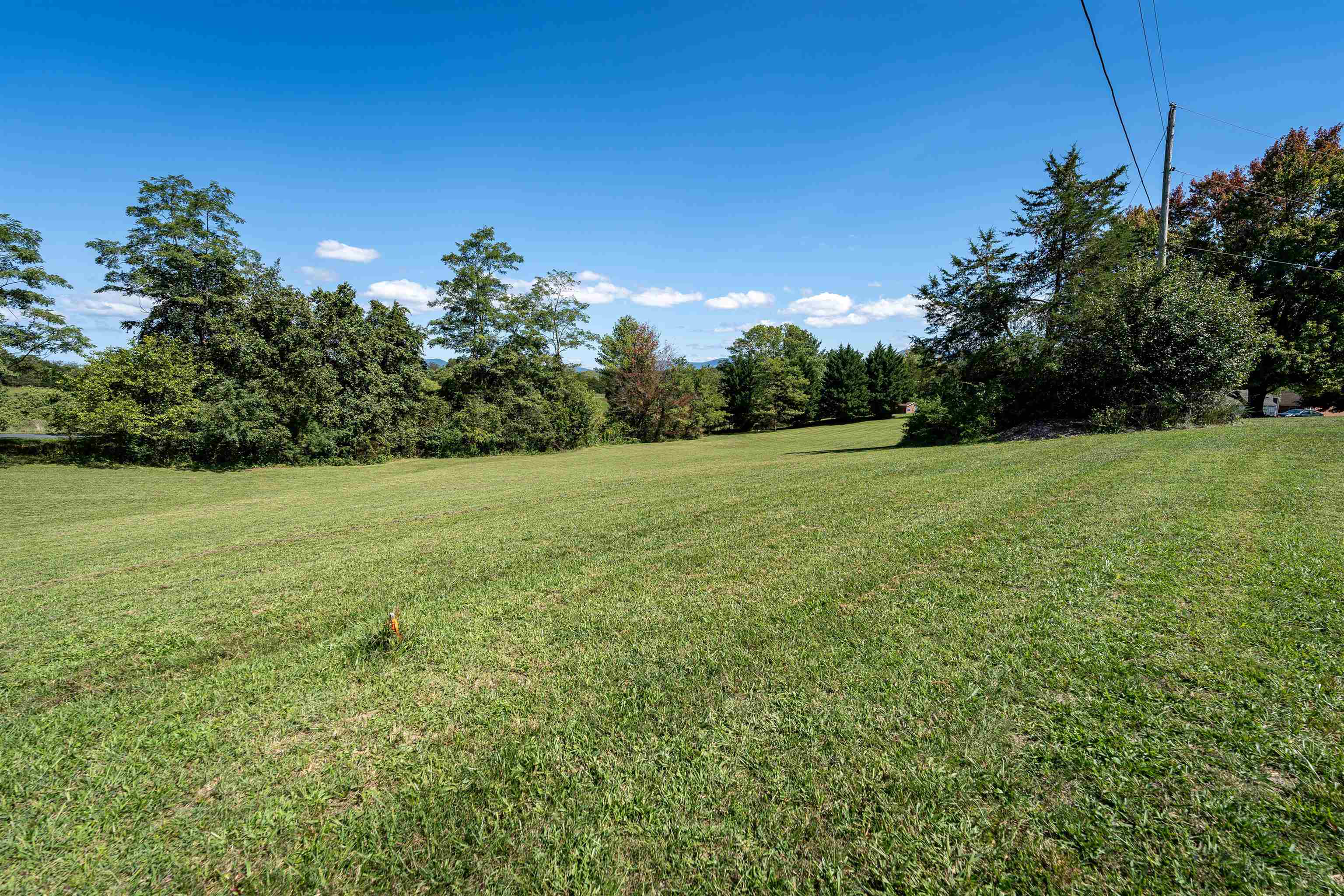 Off WOODLAND DR, LURAY, Virginia 22835, ,Land,Off WOODLAND DR,657032 MLS # 657032