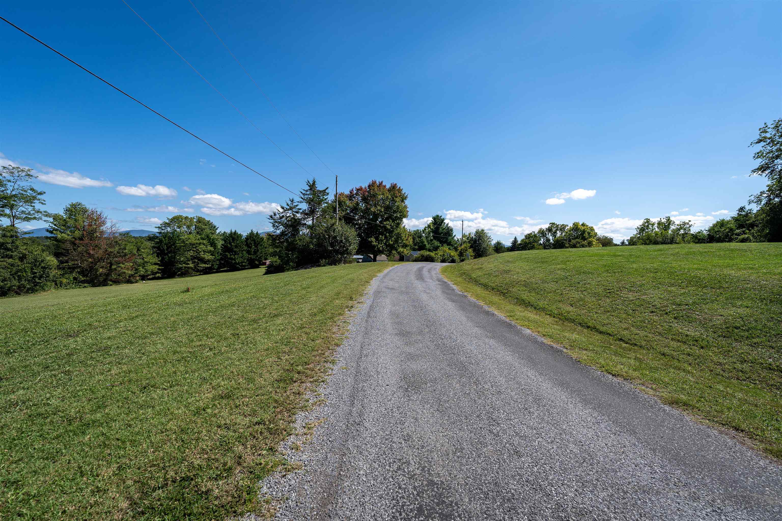 Off WOODLAND DR, LURAY, Virginia 22835, ,Land,Off WOODLAND DR,657032 MLS # 657032