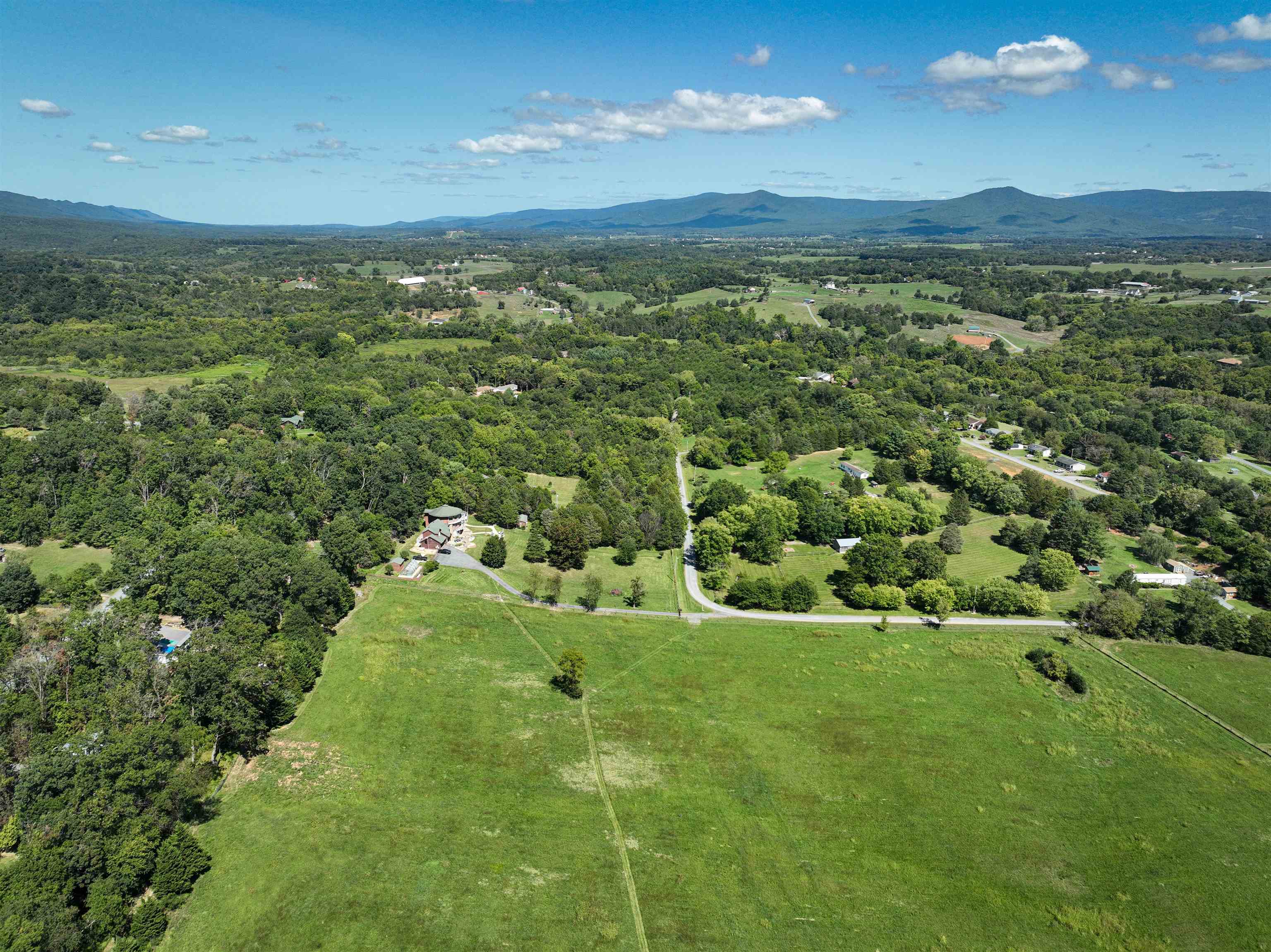 Off WOODLAND DR, LURAY, Virginia 22835, ,Land,Off WOODLAND DR,657032 MLS # 657032