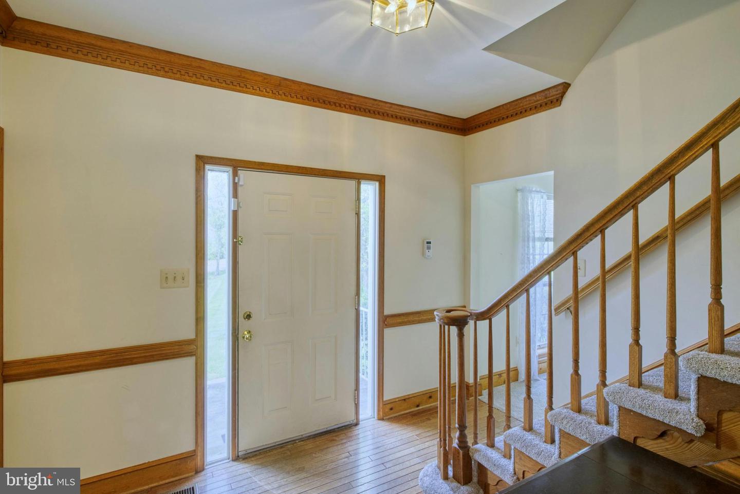 7095 SIGNAL HILL RD, MANASSAS, Virginia 20111, 4 Bedrooms Bedrooms, ,2 BathroomsBathrooms,Residential,For sale,7095 SIGNAL HILL RD,VAPW2065456 MLS # VAPW2065456