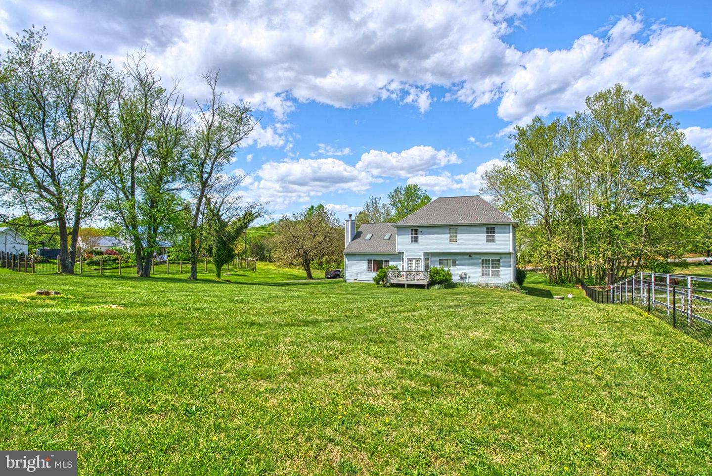 7095 SIGNAL HILL RD, MANASSAS, Virginia 20111, 4 Bedrooms Bedrooms, ,2 BathroomsBathrooms,Residential,For sale,7095 SIGNAL HILL RD,VAPW2065456 MLS # VAPW2065456