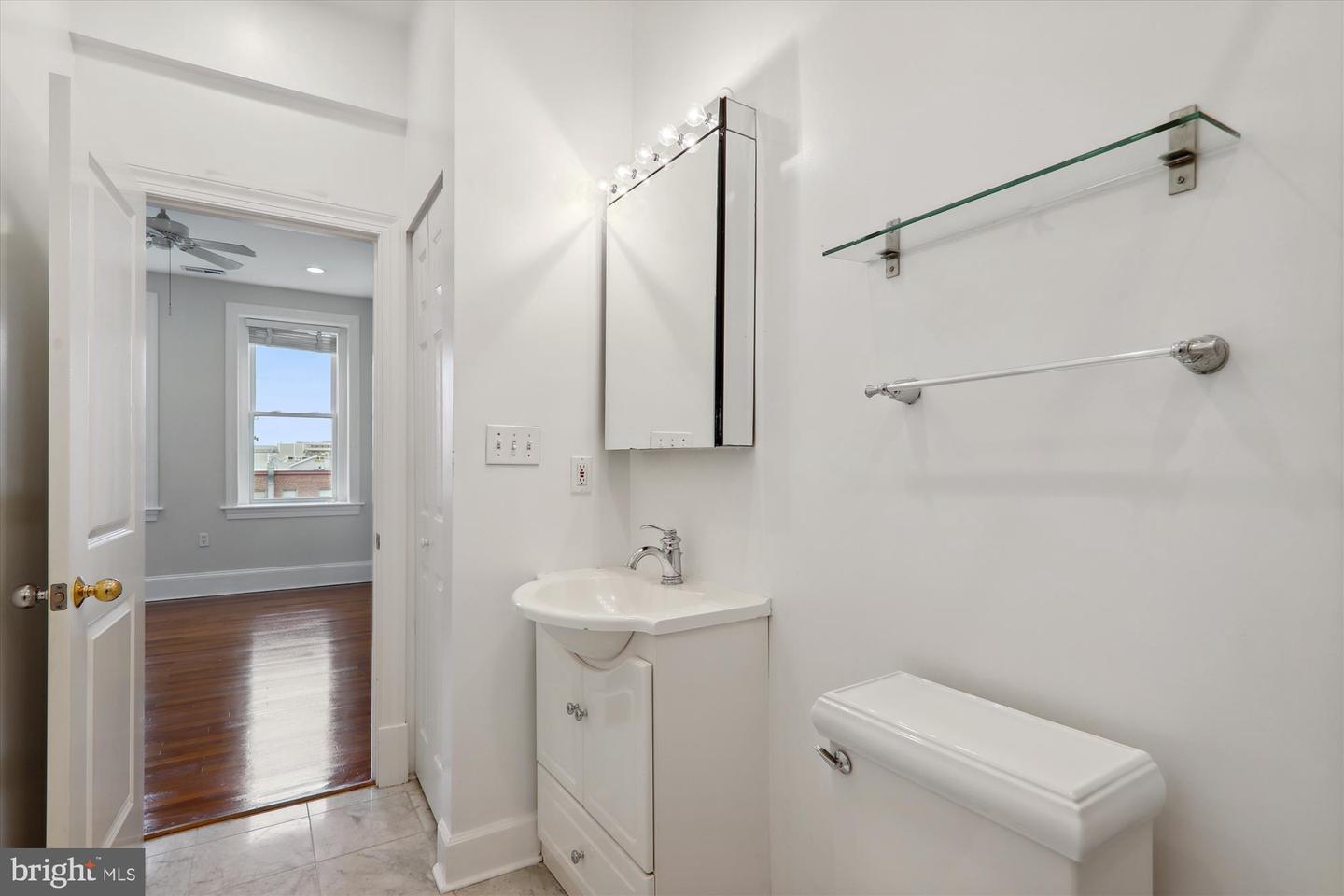 1324 EUCLID ST NW #404, WASHINGTON, District Of Columbia 20009, 2 Bedrooms Bedrooms, ,2 BathroomsBathrooms,Residential,For sale,1324 EUCLID ST NW #404,DCDC2136252 MLS # DCDC2136252